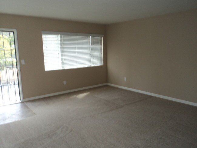 Building Photo - 4236 Parks Ave