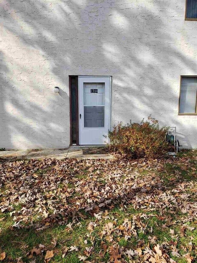 Building Photo - 2744 Mimosa Ct
