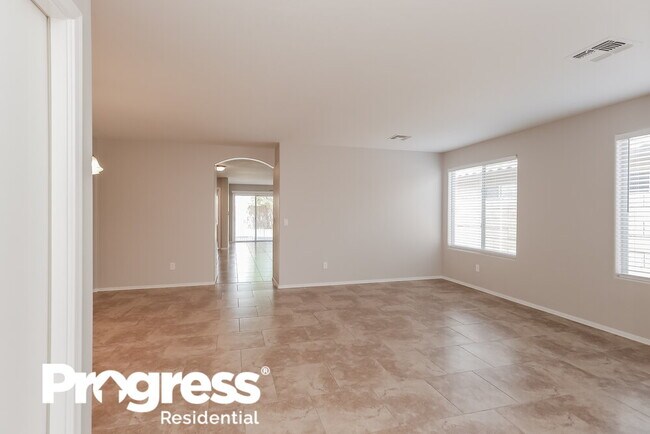 Building Photo - 2808 W Angel Way