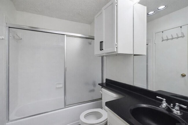 Foto del edificio - 908 Poplar St