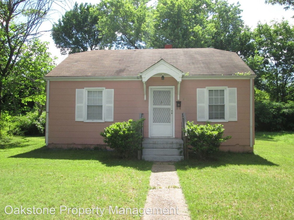 Primary Photo - 2407 Creighton Rd
