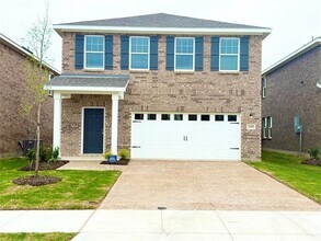 Building Photo - 2109 Prairie Ln