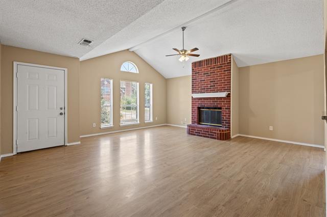 Building Photo - 6003 Flyers Ln