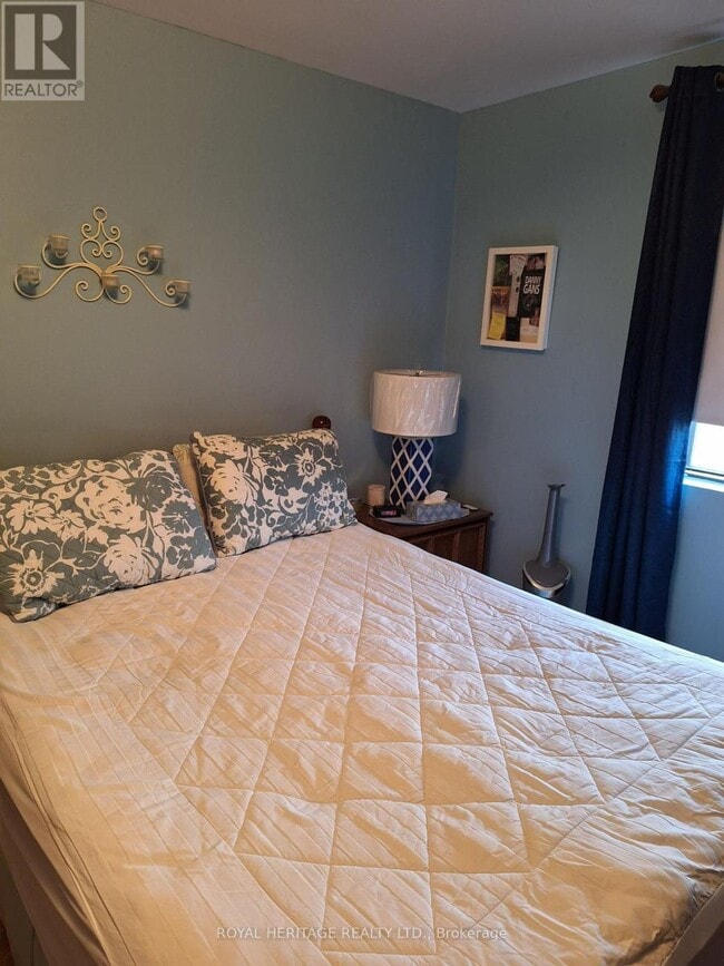 Building Photo - 677 Marksbury Rd