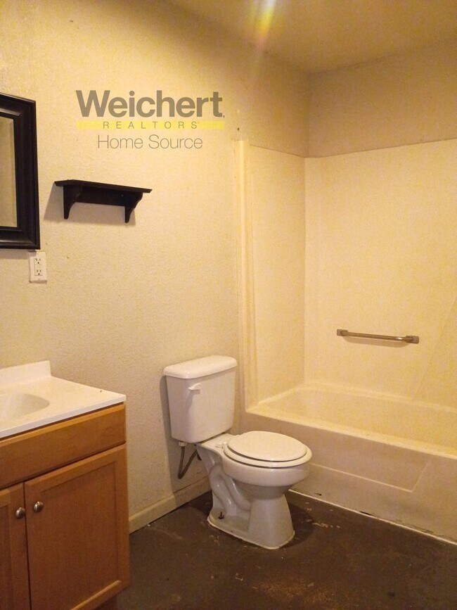 Foto del edificio - Budget-Friendly 2 Bedroom — Ready for Move-In