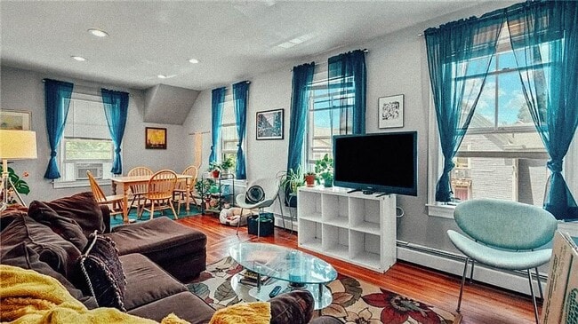 Foto del edificio - 49 Hillside Ave