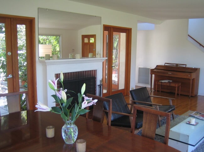 Living Room - 3809 Buena Park Dr