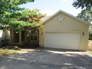 Building Photo - 1581 Ridgeview Terrace