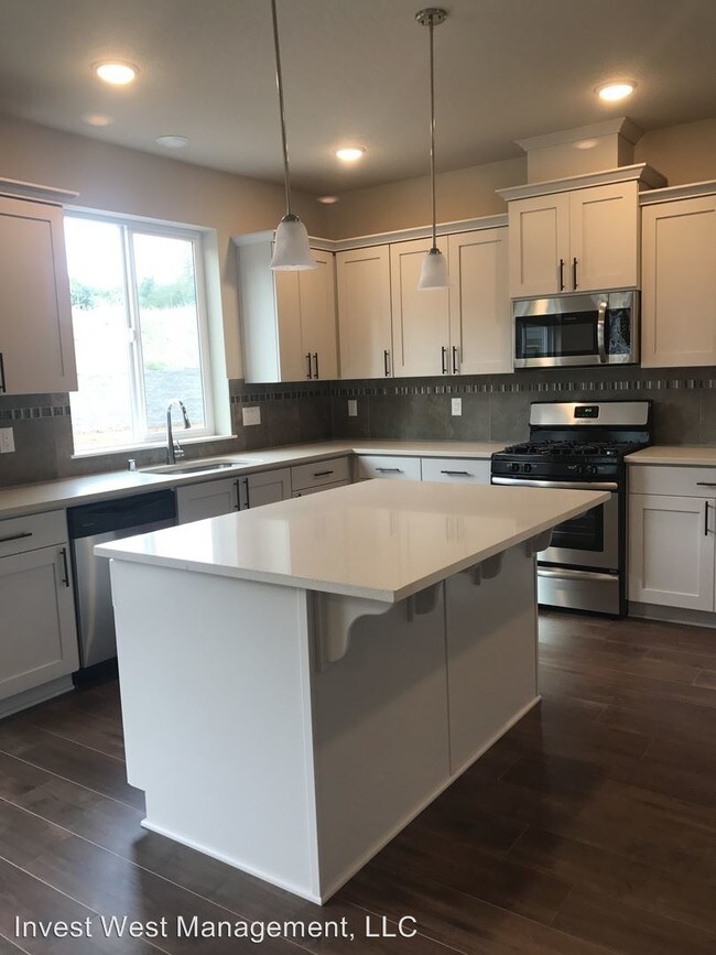 Foto del edificio - 4 br, 2.5 bath House - 1819 NE 172 Street