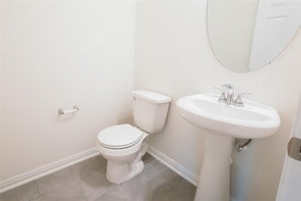 Building Photo - 9426 Castillo Ct