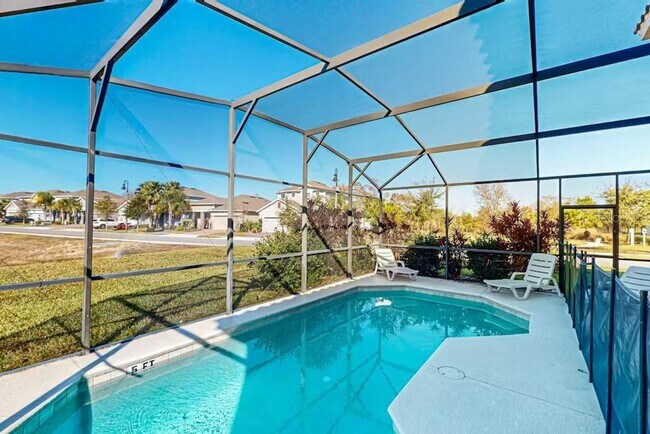 Photo - Davenport Charmer House