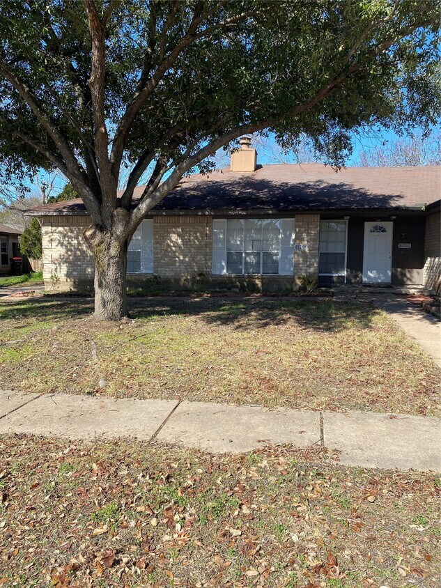 Primary Photo - 19422 Lazy Valley Dr