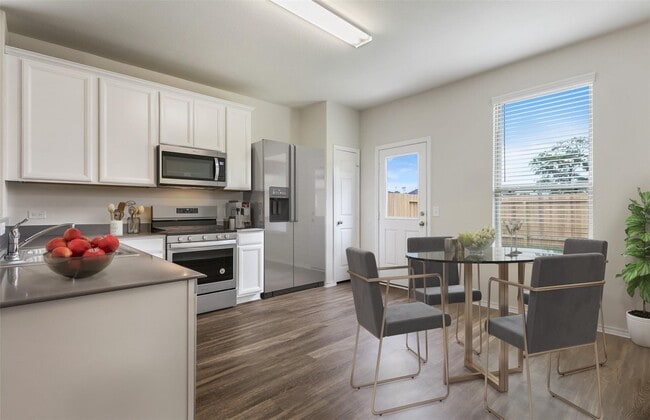 Foto del edificio - 26414 Cedar Sedge Dr