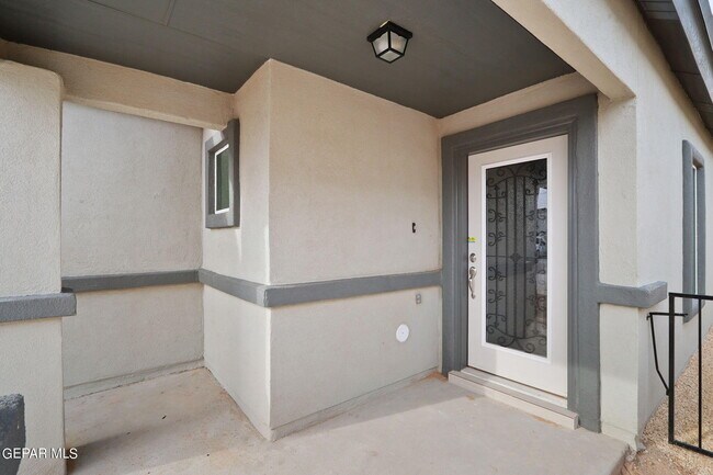 Building Photo - 5116 Joe Castillo St