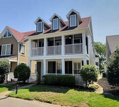 Building Photo - 1368 Island Town Dr
