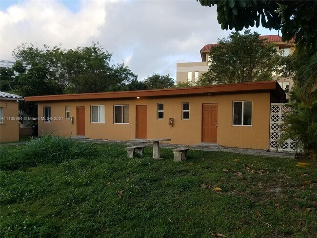 Foto del edificio - 13770 NE 20th Pl