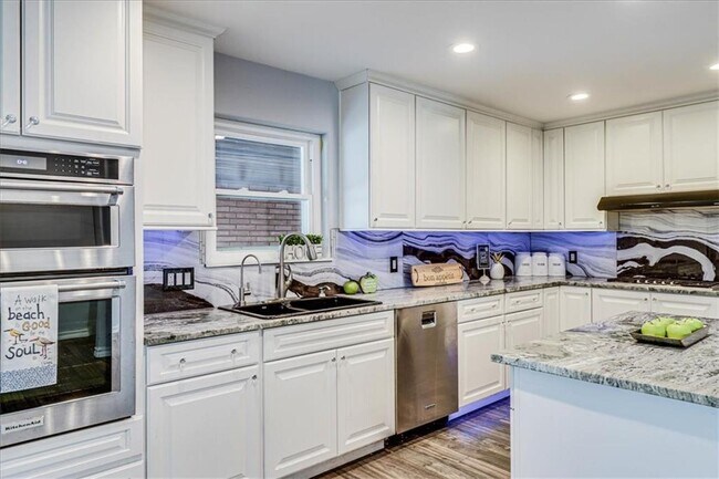 Foto del edificio - 434 Cape Lookout Dr