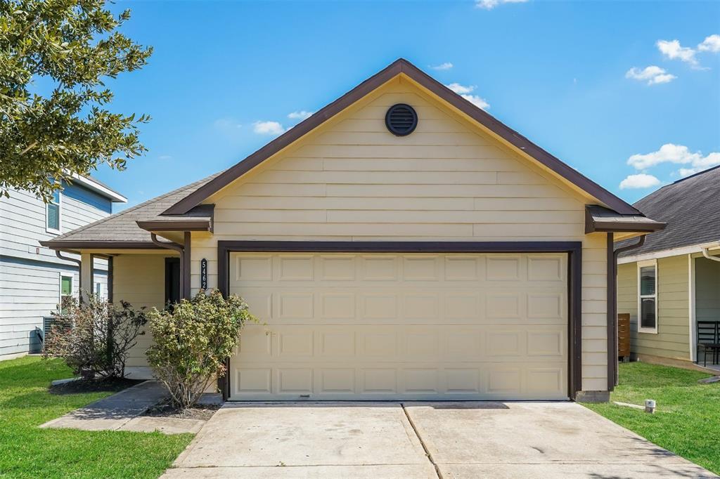 Foto principal - 5462 Plantation Forest Dr