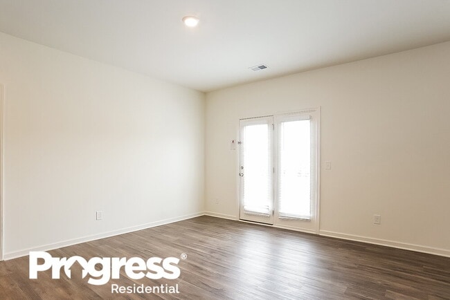 Building Photo - 2084 Theberton Trail