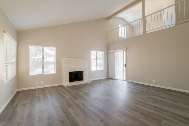 Foto del edificio - 14994 W Bottle Tree Ave