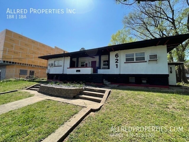 Foto del edificio - 621 N Leverett-3