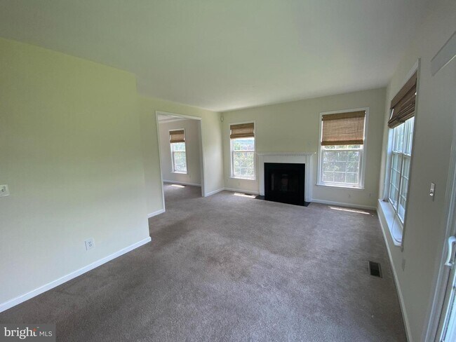 Building Photo - 17624 Overlook Rd