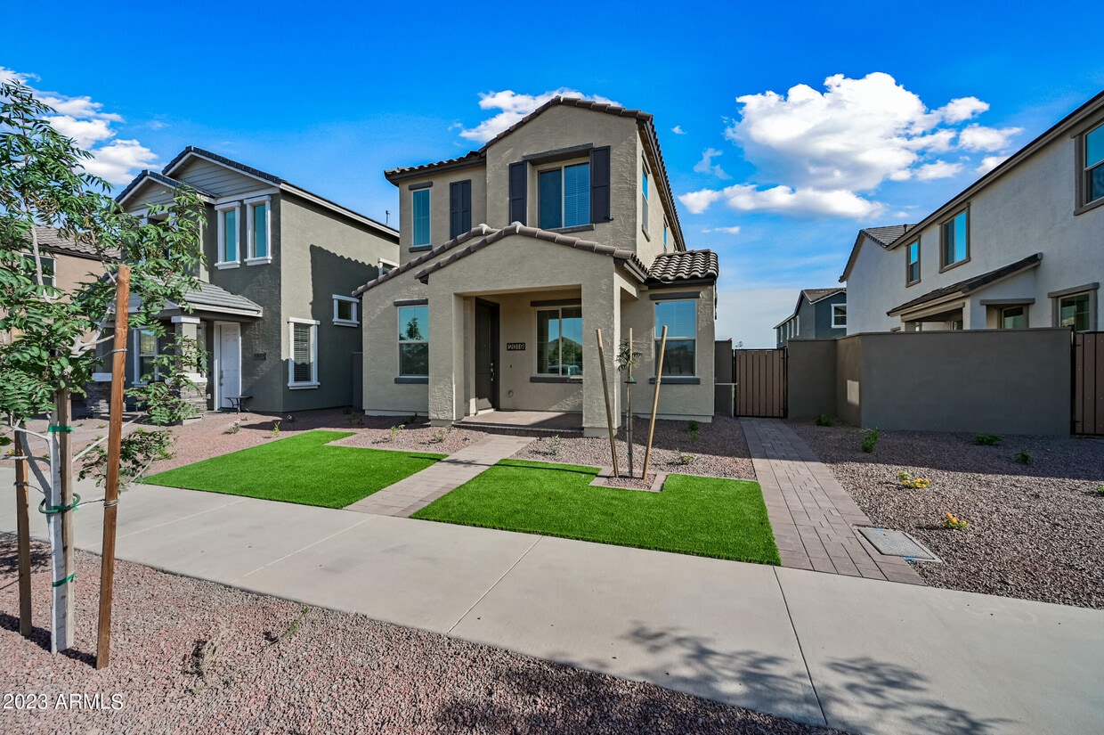 2019 W Holden Dr, Phoenix, AZ 85085 House for Rent in Phoenix, AZ