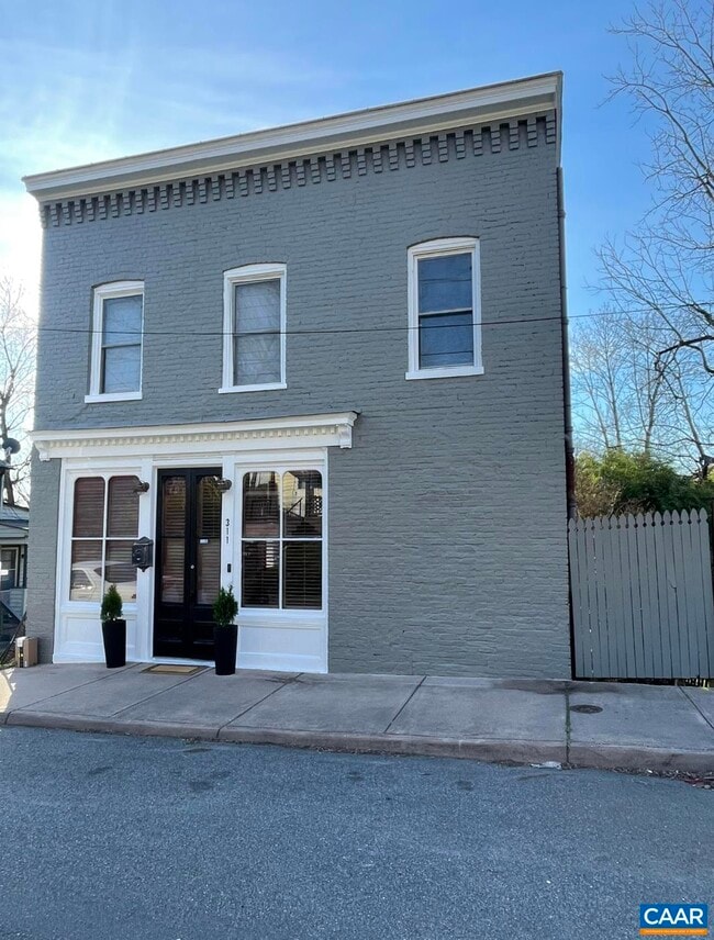 Building Photo - 311 5th St SW