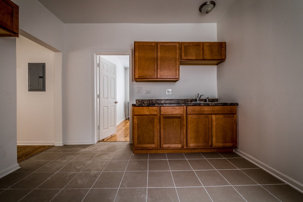 Foto principal - 1807 S St Louis