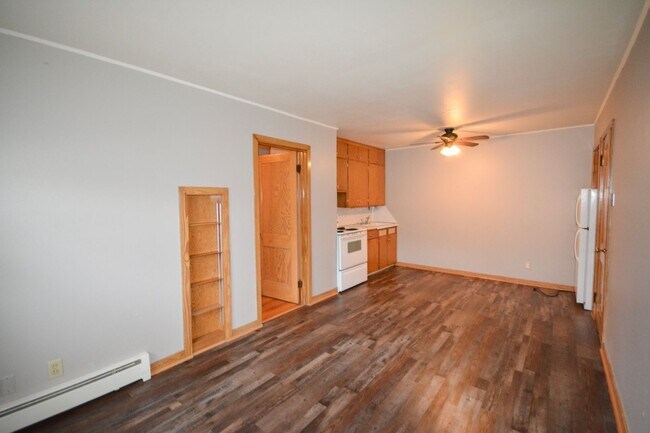 Foto del edificio - 1404 2nd Ave SW
