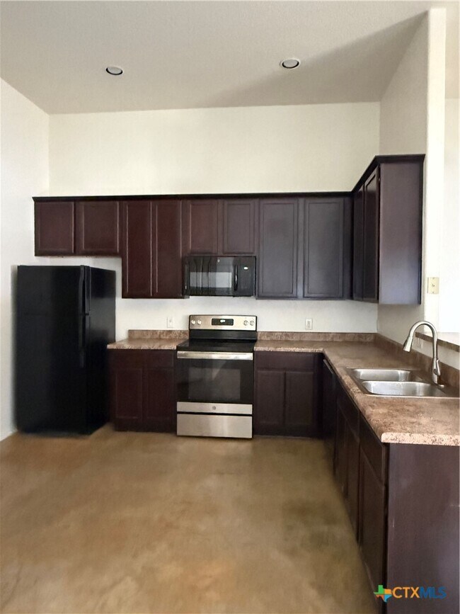 Foto del edificio - 213 Anne Louise Dr