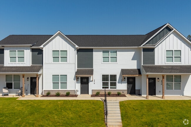 Building Photo - Buffalo Ridge Townhomes
