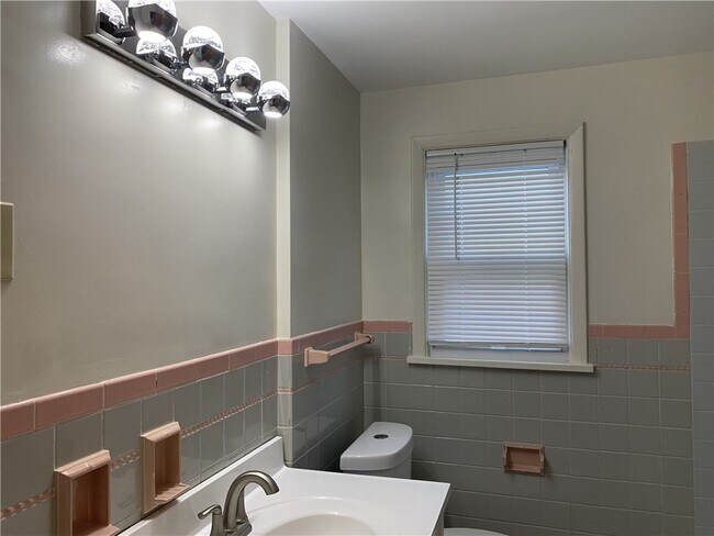 Foto del edificio - 80 Abington Rd