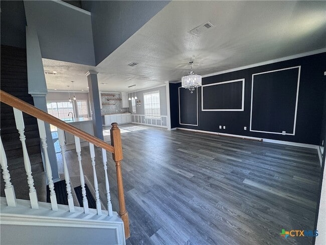 Building Photo - 701 Black Hills Trail