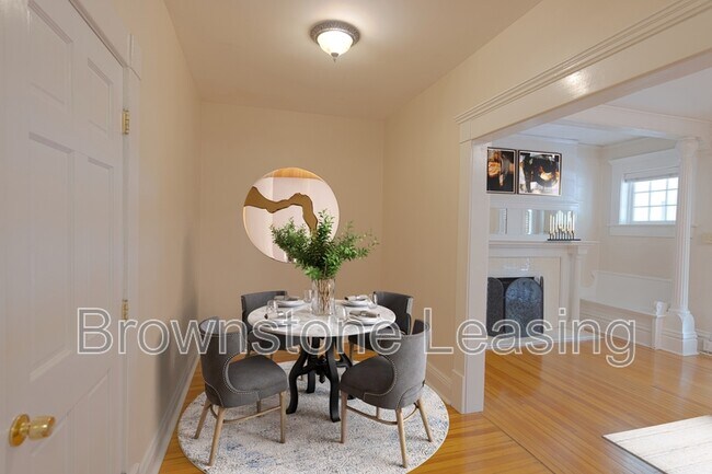 Foto del edificio - 1126 Emerson St