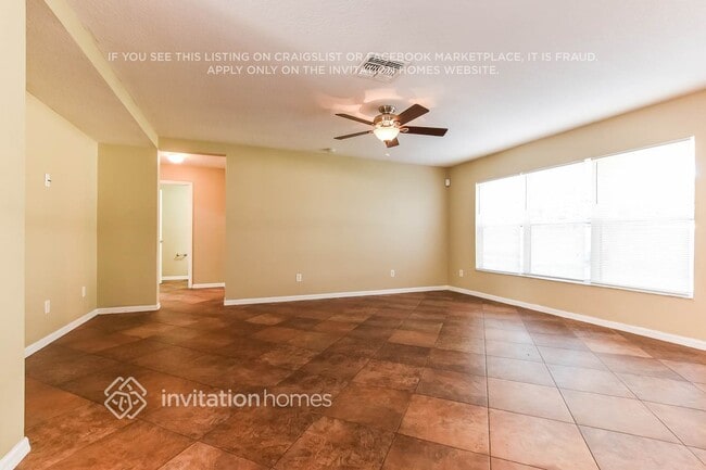 Foto del edificio - 5032 Gandross Ln