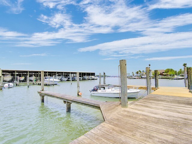 Building Photo - 1140 Marina Bay Dr