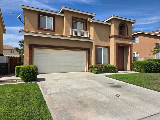 Photo - MOVE IN READY!! House