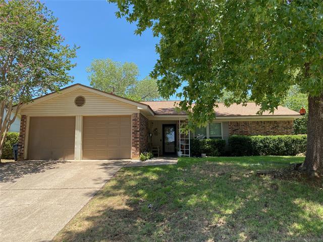Primary Photo - 900 Rockwall Dr