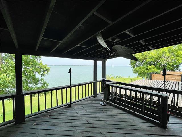 Foto del edificio - 3816 Mediterranean St