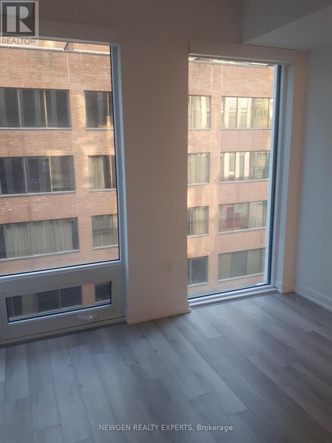 Photo du bâtiment - 121 St Patrick St