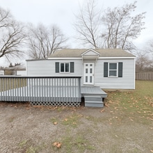 Building Photo - 18002 E Boone Ave