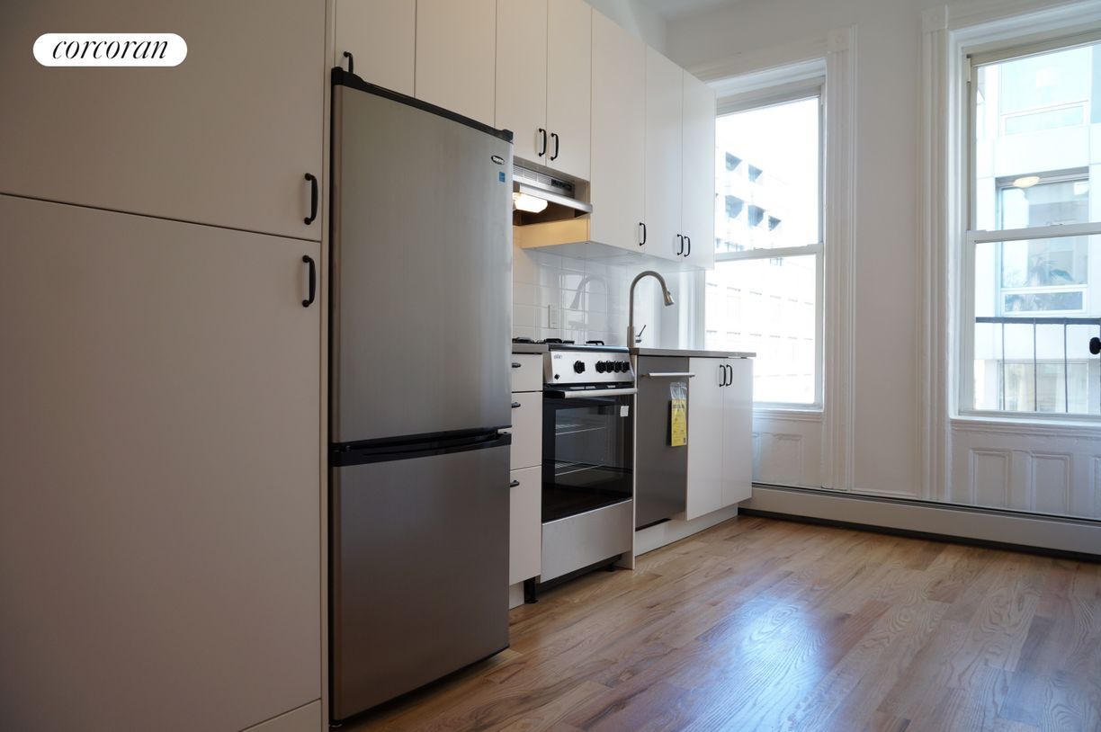 Primary Photo - 111 Bedford Ave
