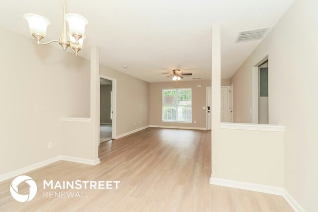 Foto del edificio - 542 Scrooch Ct