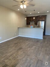 Building Photo - 306 S Preston Rd