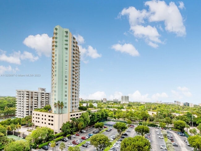 Building Photo - 2451 Brickell Ave