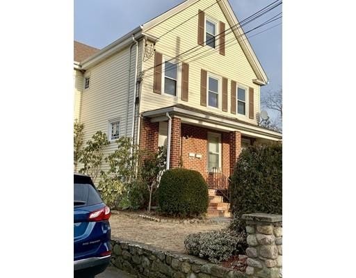 Primary Photo - 72 Rockland St
