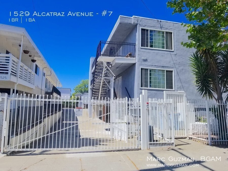 Primary Photo - 1529 Alcatraz Ave