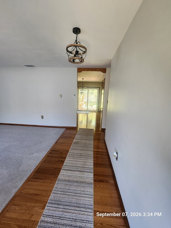 Vestíbulo - 218 1/2 Wyalusing St
