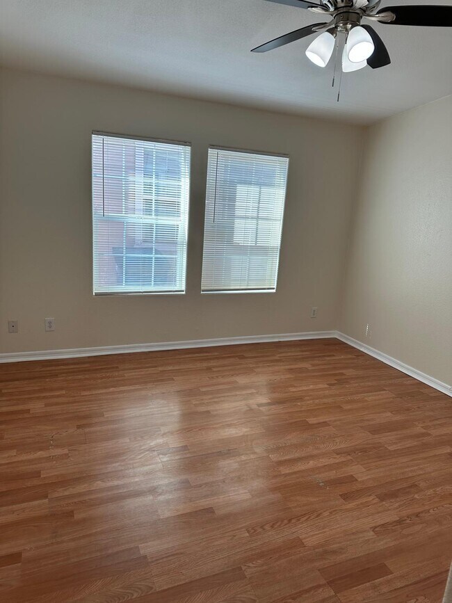 Foto del edificio - 2308 Rangeview Dr